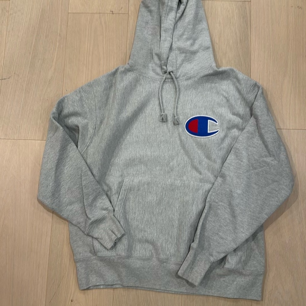 Champion Men's Gray Logo Hoodie